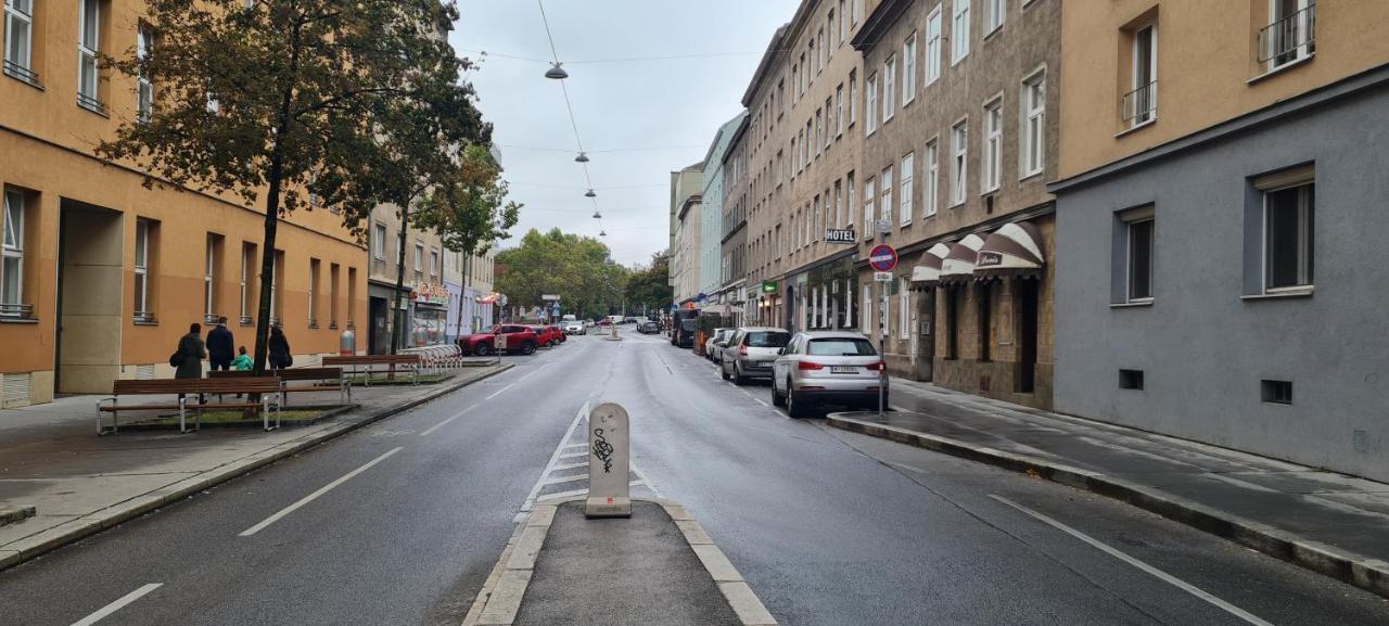 Aparthotel Laaerberg Wina Bagian luar foto