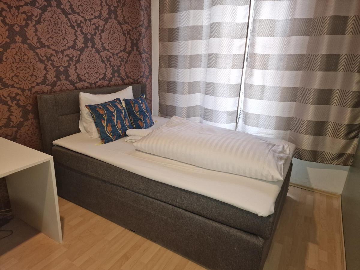 Aparthotel Laaerberg Wina Bagian luar foto