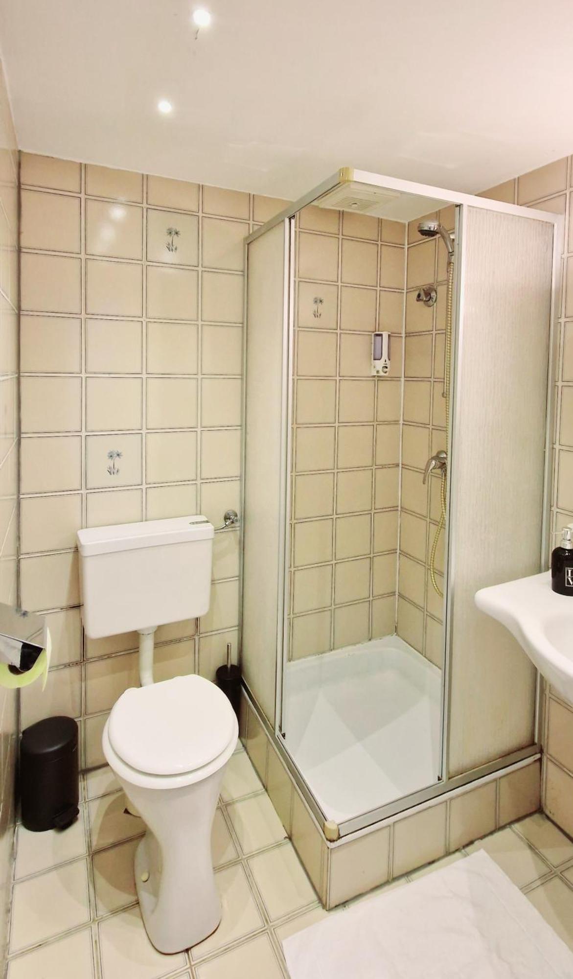 Aparthotel Laaerberg Wina Bagian luar foto